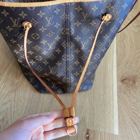 Louis Vuitton Neverfull GM - Picture 12 of 15